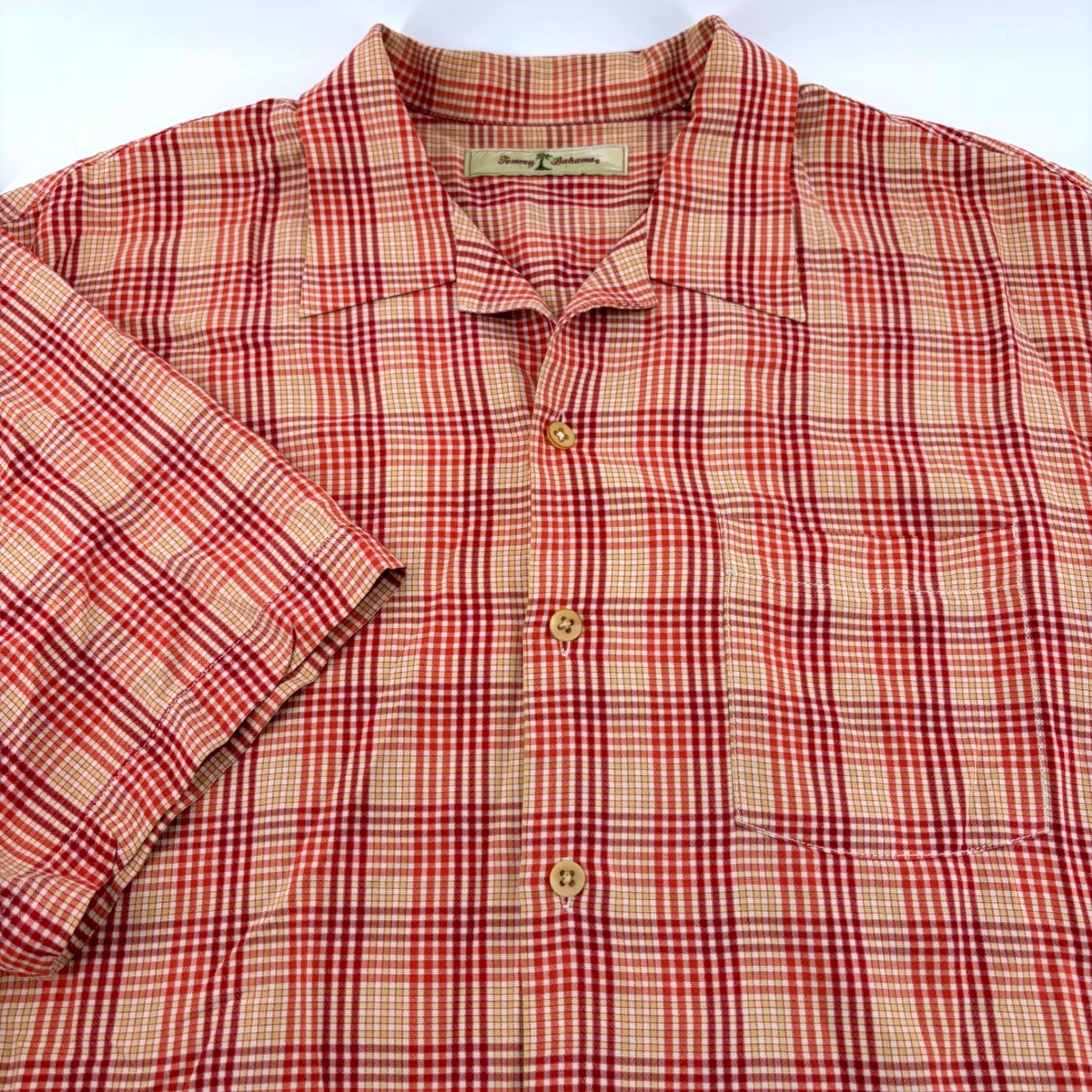 Tommy Bahama Mens M Silk Short Sleeve Button Down Shirt Red Plaid Camp Collar